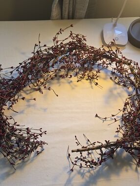 Decorative Red Berry Garland -